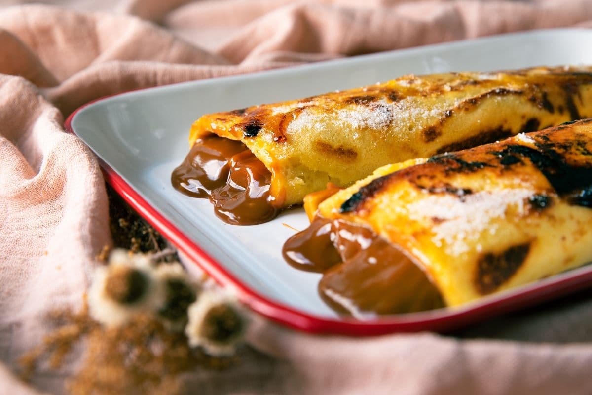 Panqueque con Dulce de Leche